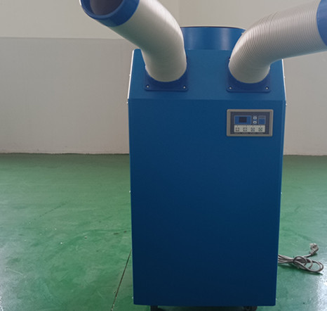 Durable Outdoor Portable Spot Coolers Refrigerant Gas 11900BTU With 2 Outlet