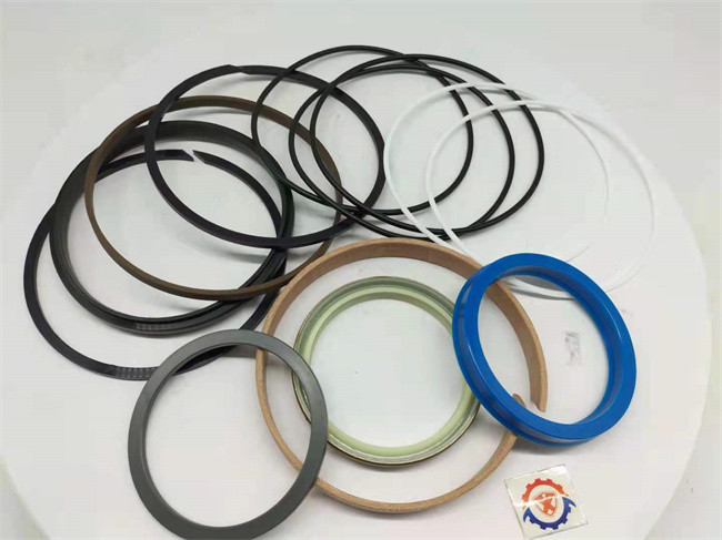 Mechanical Gear Pump Excavator Seal Kit PC40 PC40-5 PC75UU-2