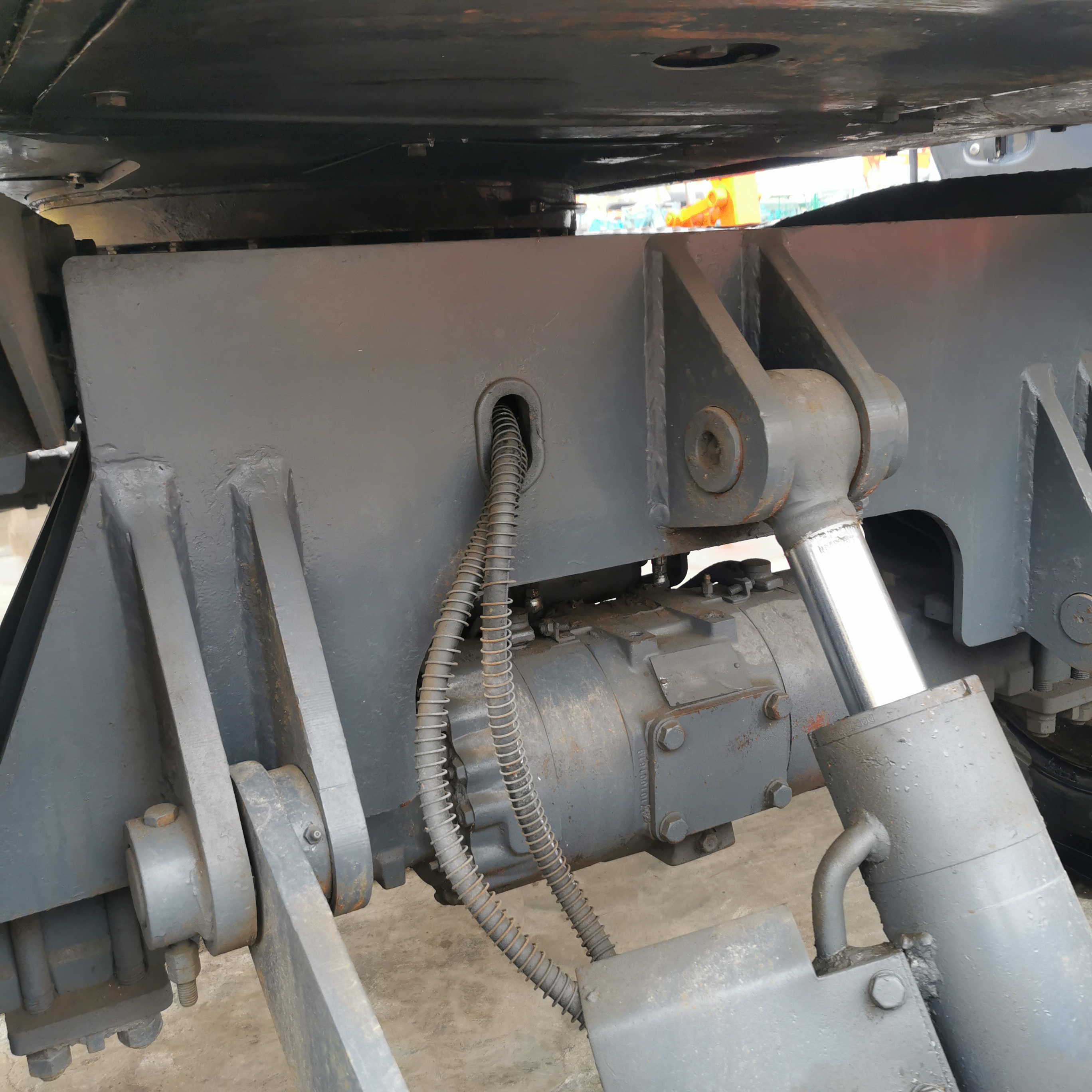 Used Doosan DX60WN Excavator with 0.2 Bucket Capacity in Shanghai Yard Good Condition