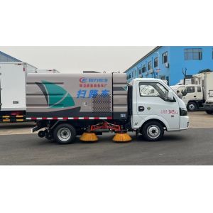 Dongfeng Mini Road Cleaning Sweeper Dust Suction Water Spraying Truck