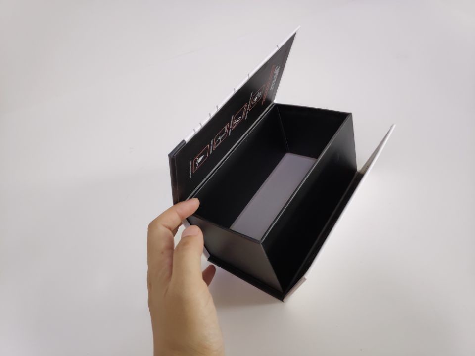 High grade custom special design bookstyle magnetic packaging gift box