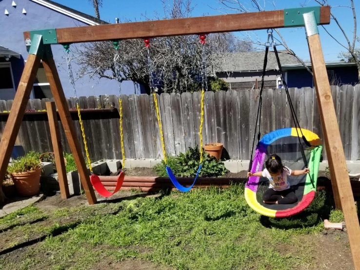 Customized Climbing Frame Corner Brackets with Support Function and Square Round Design