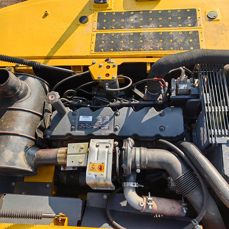 Used Komatsu PC240-8 hydraulic Excavator 1.2m³ Bucket Capacity Original components