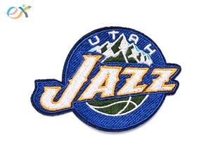 China Fashionable Embroidered Cloth Patches , Custom Logo Embroidery Patches wholesale