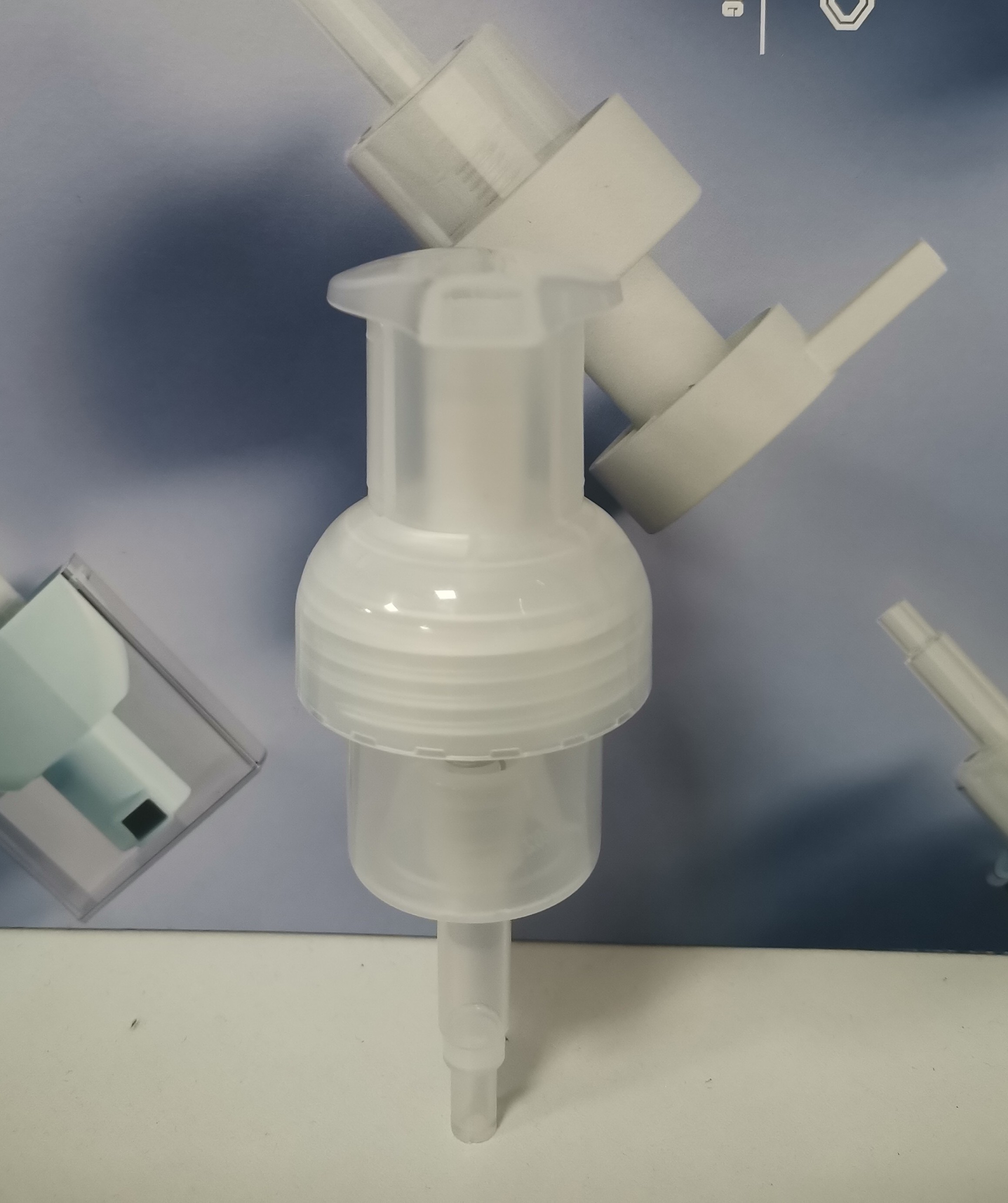 Screw on Plastic Lotion Pump with External Spring Design Actuator 360° turn