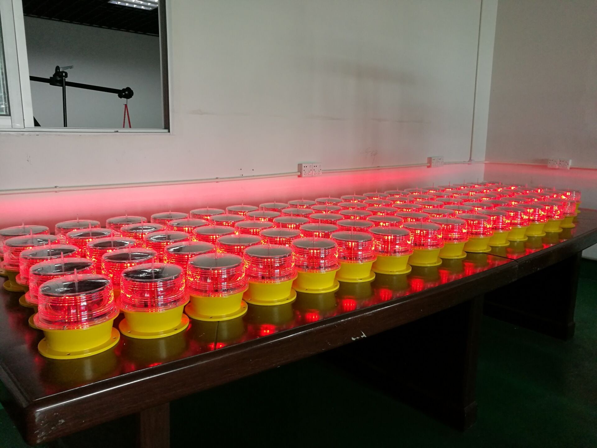 AH-LS/L 3W RED Solar Aviation Obstruction Light Low-intensity LED Light