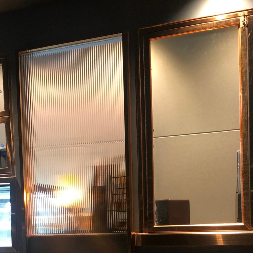 Customize Size Patterned Glass 3mm 4mm 5mm For Decorative Building Bathroom Window
