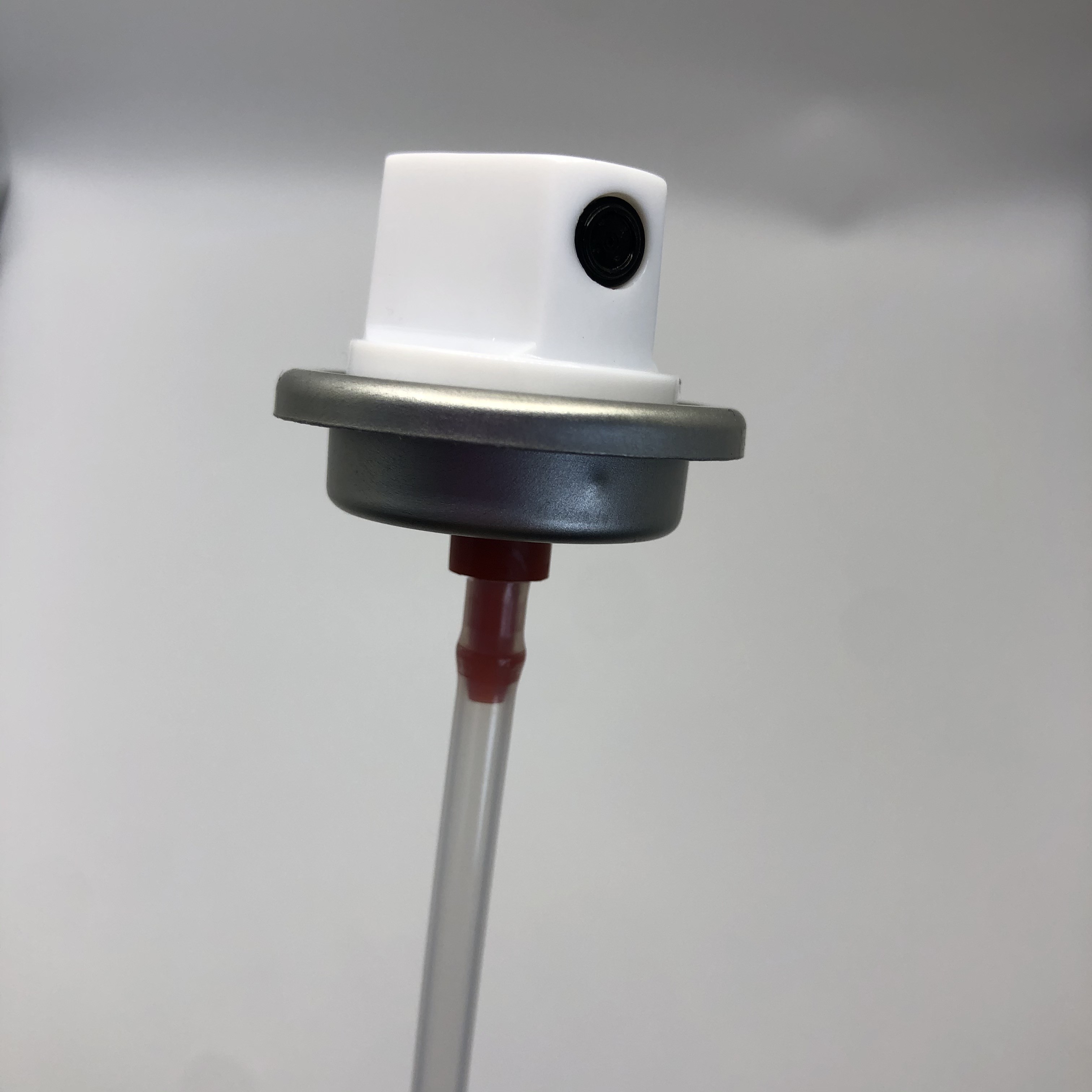 Single Orifice Aerosol Spray Paint Valve With One Inch Stem Housing 2.0×0.33mm