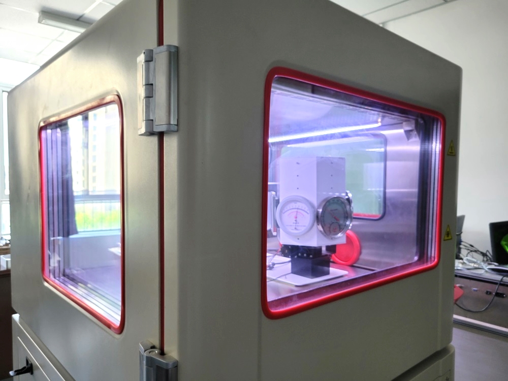 Oversized Temperature Humidity Test Chamber for Thermometer and Hygrometer Calibration