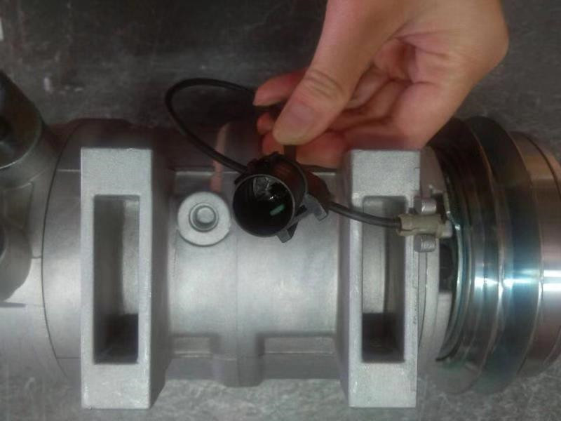 China FACTORY SELL 100% Brand New High Quality Mitsubishi A/C Compressor
