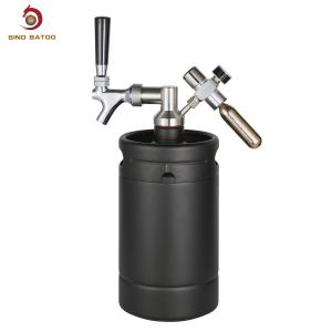 China 2L 64oz Vacuum Insulated Pressurized Mini Keg Beer Growler wholesale