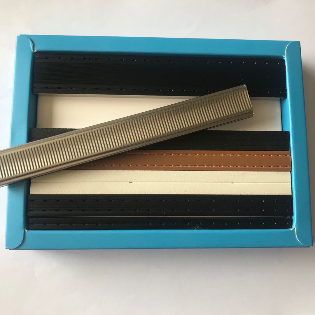 Hardness warm edge spacer for sample check
