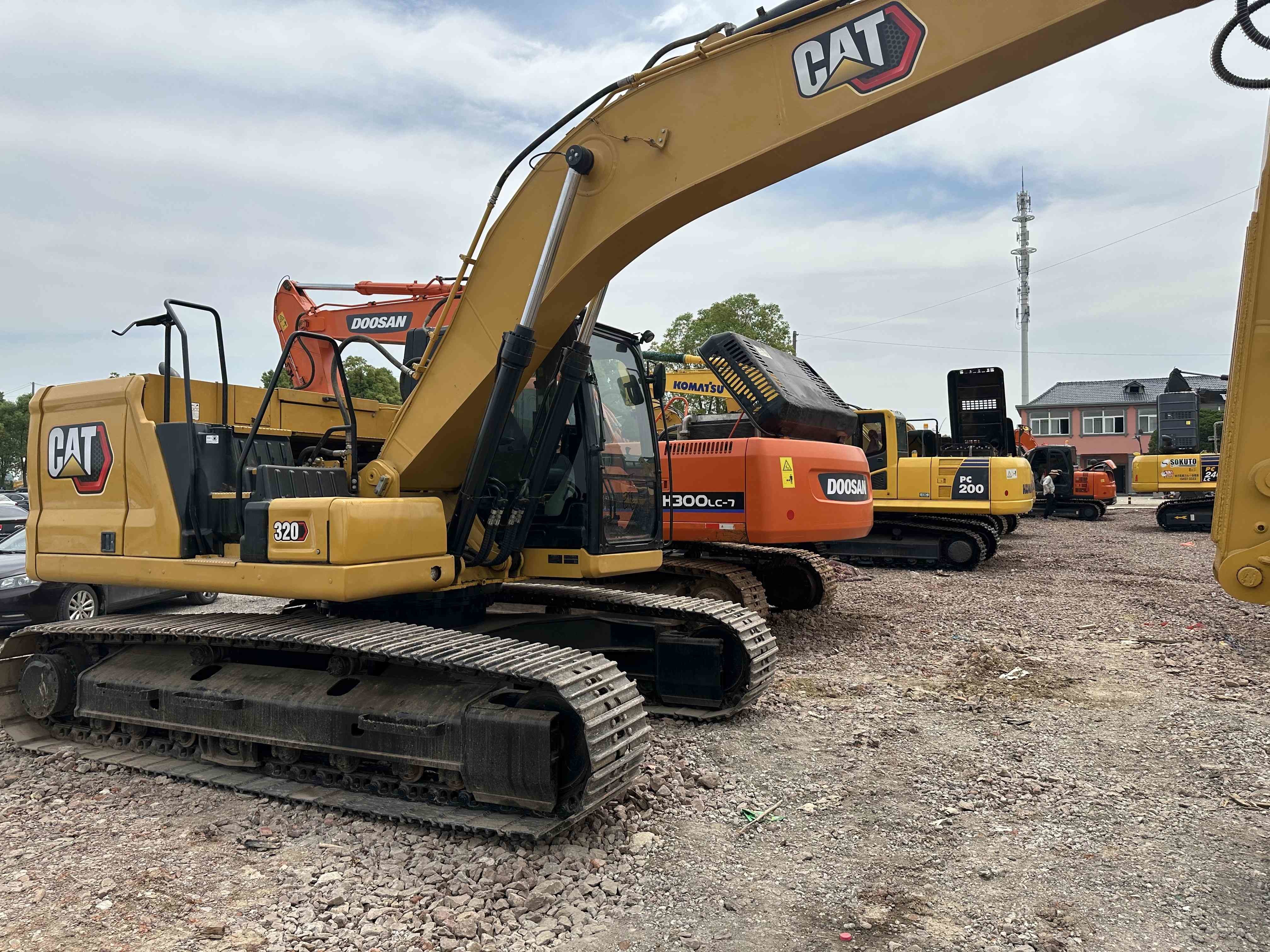 Used Caterpillar Excavator CAT 320GC Secondhand 20ton Crawler Digger