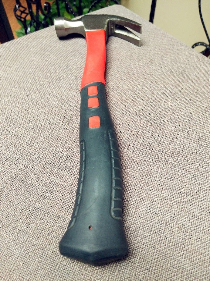 Durable and reasonable price Claw Hammer(XL-0038) with polishing surface and colored handle