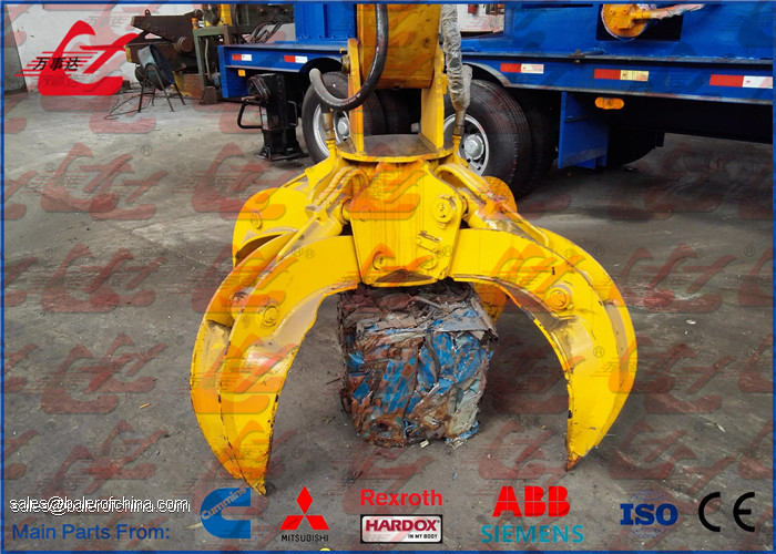 Mobile Metal Baler Logger Mounted on Trailer and Grab For Metal Recyling Industry And Facotry 3m or 6m Length Press Room