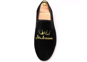 China Male Footwear Mens Velvet Loafers Embroidery OEM Flat Casual Shoes For Party wholesale