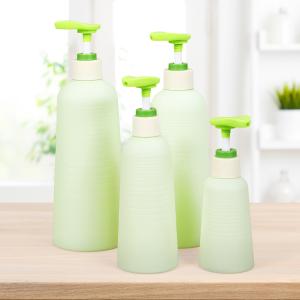 China Umetass Green Travel Shampoo and Conditioner Bottle With Pump Cosmetic Packaging wholesale