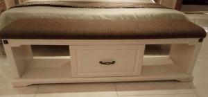China Melamine Upholstered Storage Bench / Bedroom Bench Seat With Drawers wholesale