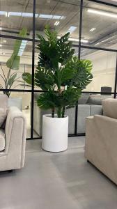 China Fading Resistant Fiber Clay Planters For Balconies Easily Cleaned wholesale