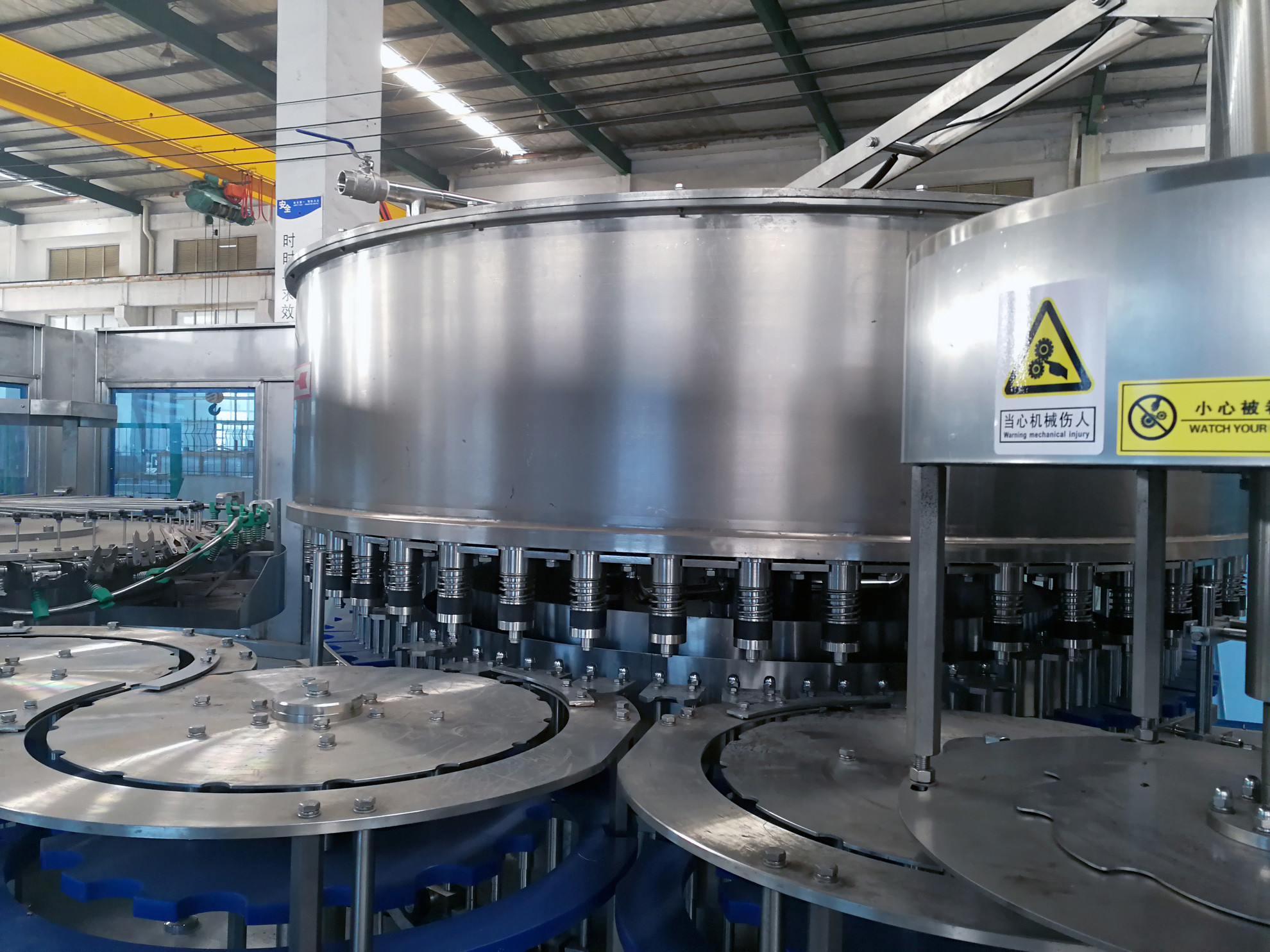 Fully Automatic Juice Beverage Mineral Water Bottle Plant