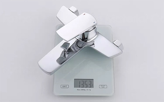 Washroom Rainfall Bath Shower Mixer Set Hot cold water Function