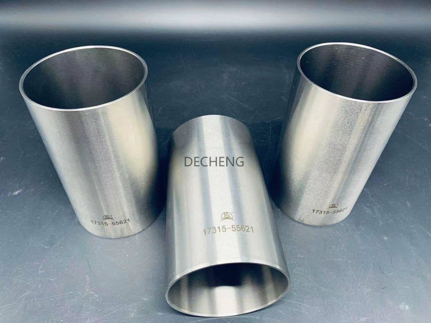 V2203 Hitachi Engine Parts Engine Cylinder Liner 17315-55621FS 86*90.5*150Mm