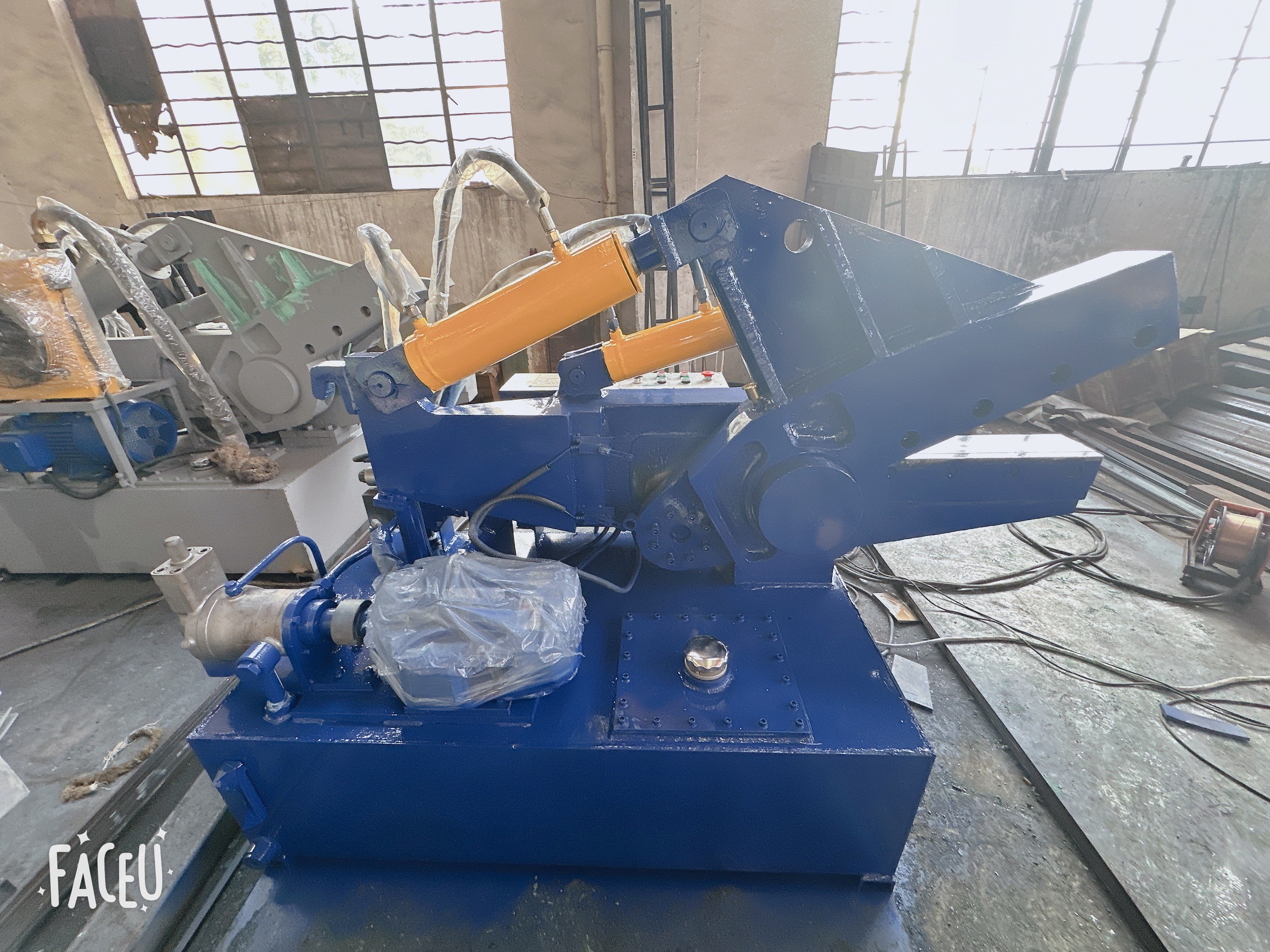 Q43-630 63 Tons Power Blade 600mm Scrap Metal Alligator Shear Hydraulic Scrap Steel Shearing Machine