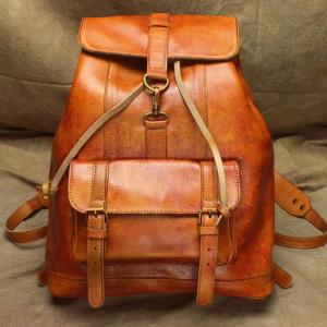 China Vegetable Tanned Genuine Leather Backpack wholesale
