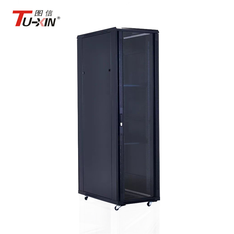 Universal Computer Server Rack 5mm Tempered Glass Door Bearing Capacity 800kg