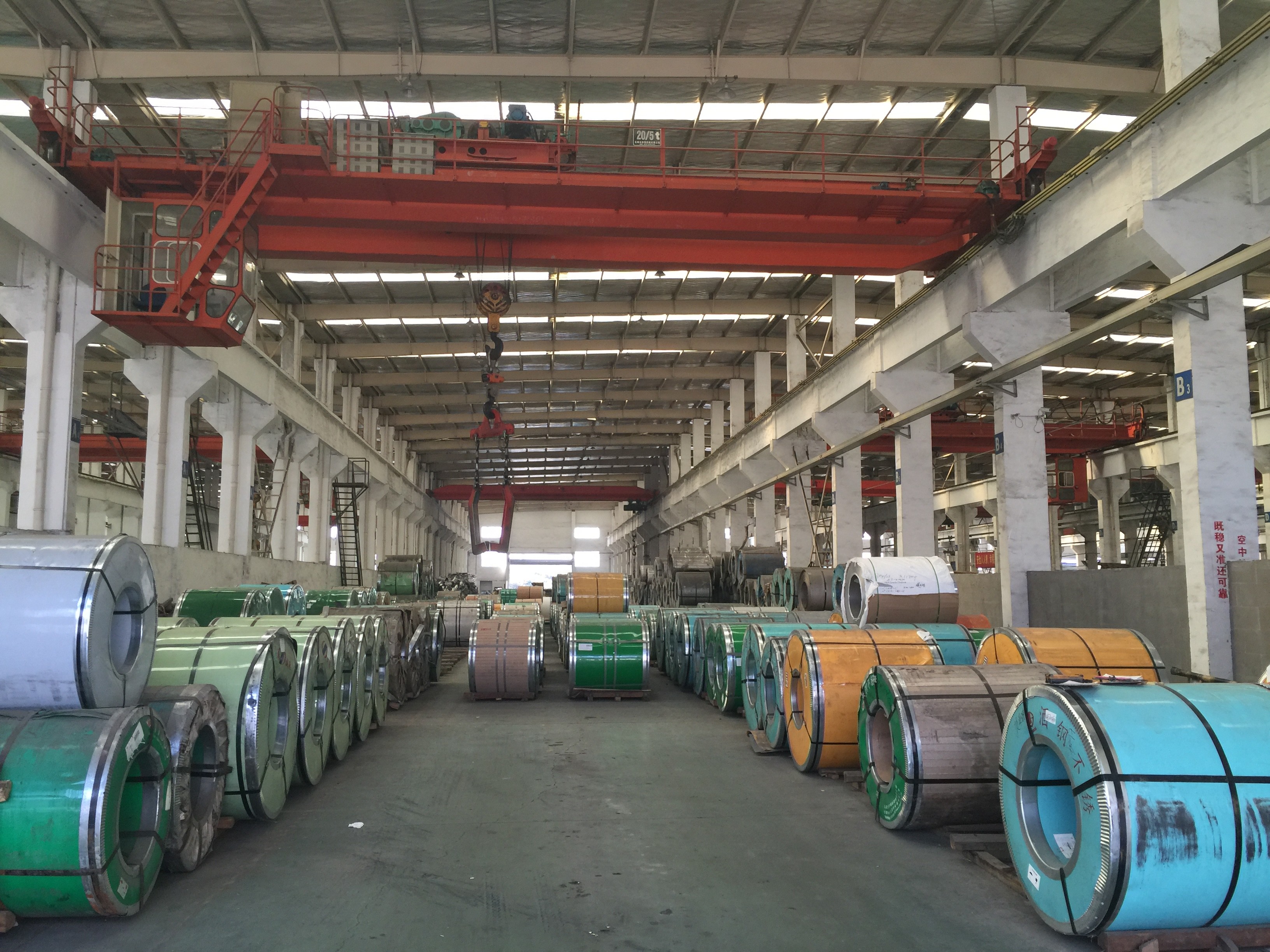 BA Surface SS 430 Cold Rolled Stainless Steel Strip 430 Steel Coil With Bule PE Film 0.5*19mm