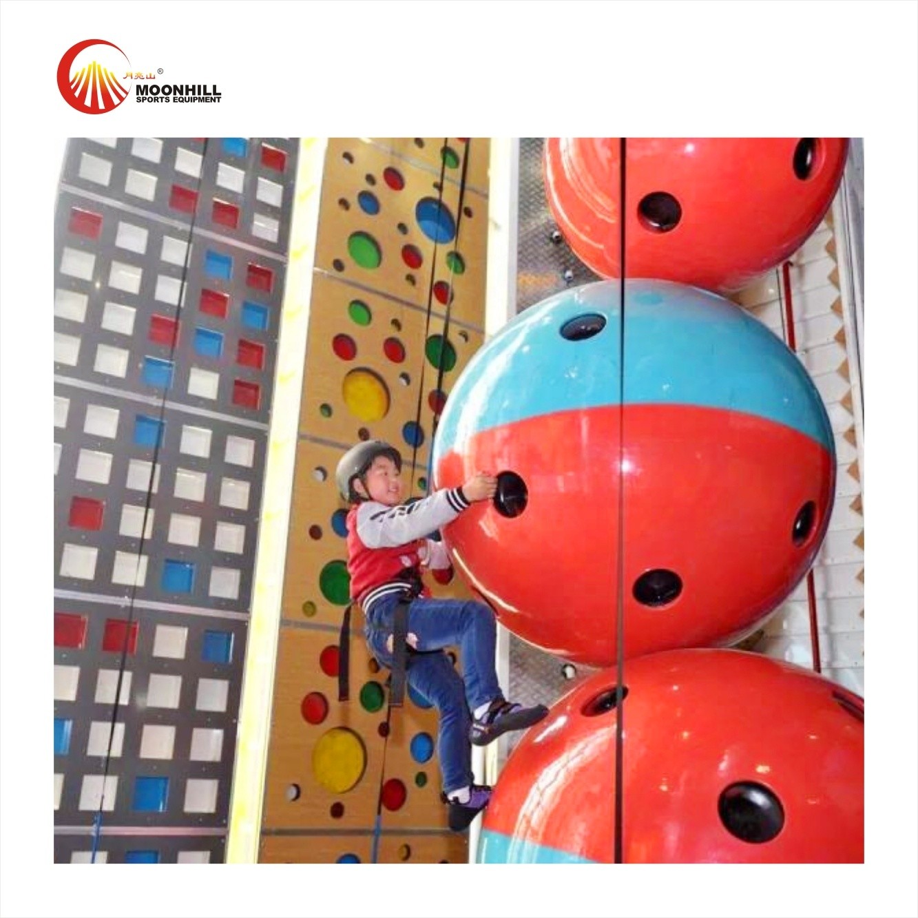 Professional Boulder Climbing Wall With Different Slope And Difficulty