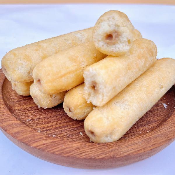Quality Irresistible Salted Egg Yolk Bliss Puffed Rice Cracker Snacks for sale