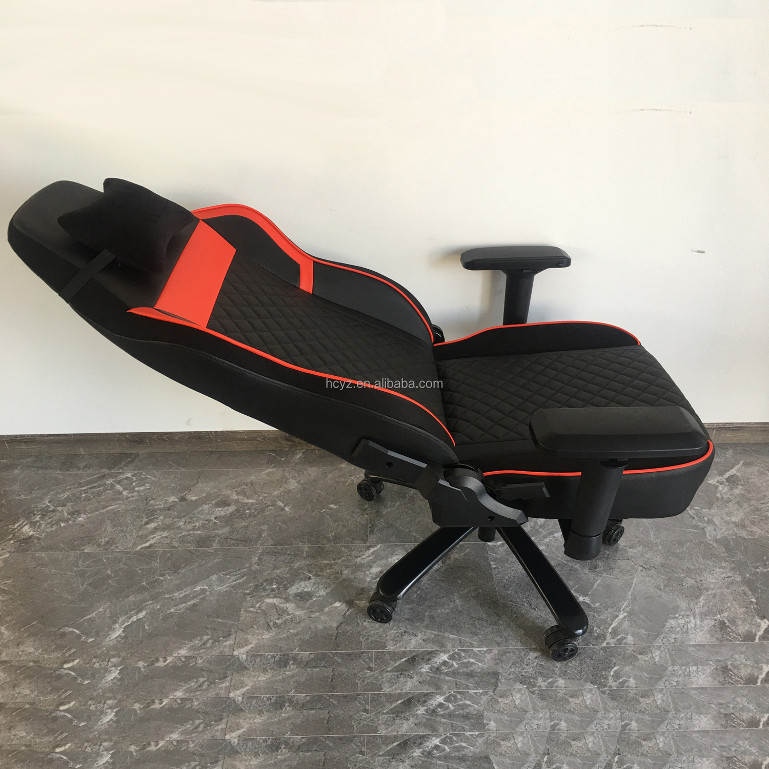 Affordable Gaming Chair Ergonomic Leather Swivel Recliner Racer Sport Furniture Black
