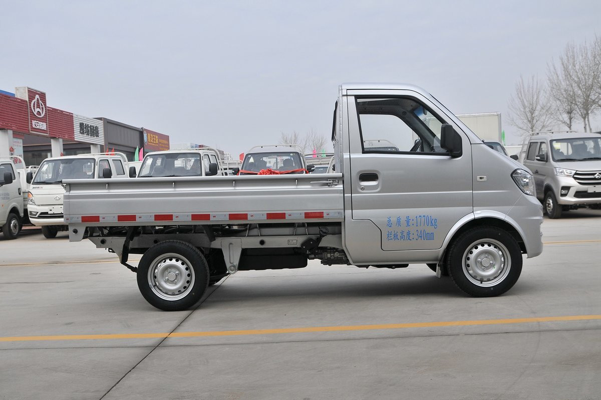 DFSK Mini Cargo Vehicle 1Ton With Gasoline Engine Good Price for Sale