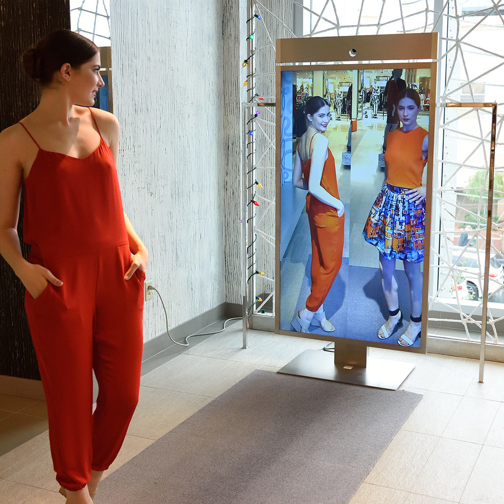 Wall Mounted Android Wifi Smart Magic Mirror Fitness Digital Signage 50inch
