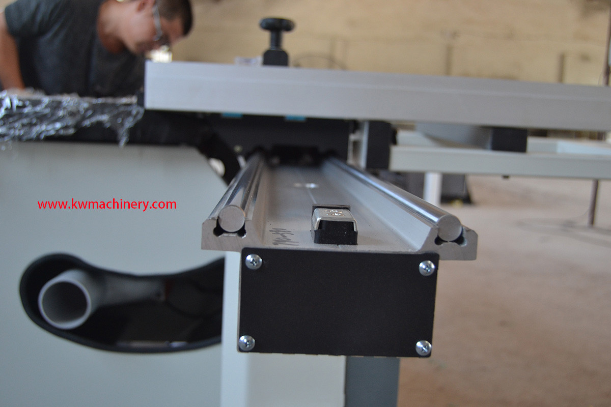 Qingdao table saw sliding panel saw woodworking machine