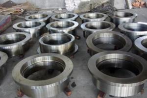 China Aisi4140 42CrMo4 Forged Steel Parts Heavy Sized St52 Forging Steel Products wholesale