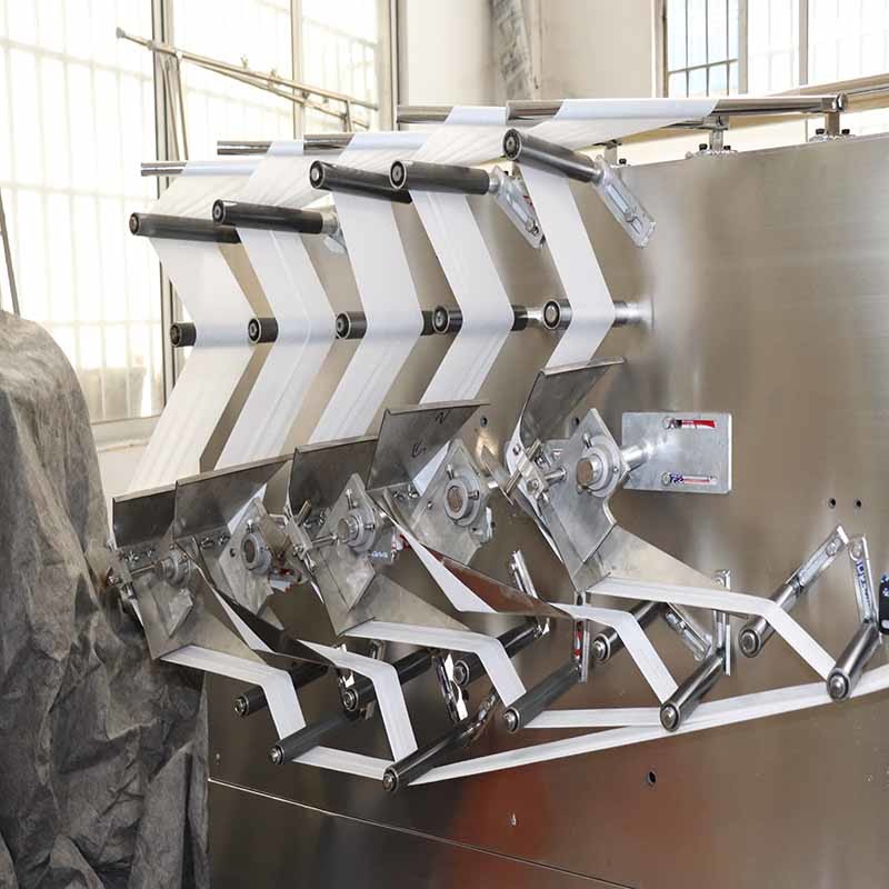 0.6Mpa 2.2KW Wet Wipe Packing Machine With Stainless Steel Frame