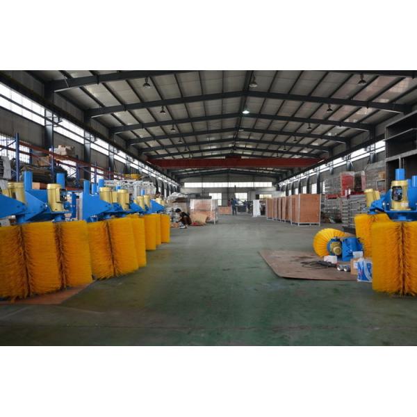 Poultry Breeding Equipment Cow Massage Brush Rotating Cow Shaving Brush