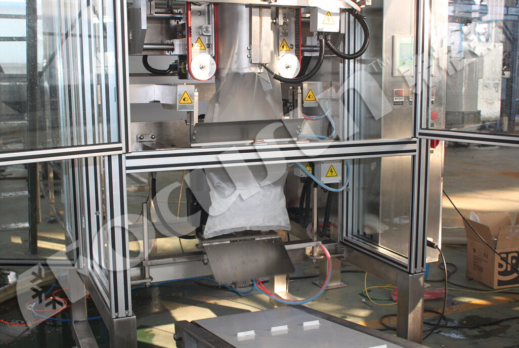 1kg 2kg 5kg Ice Tubes Automatic Packing Machine with Stable Operation and Performance