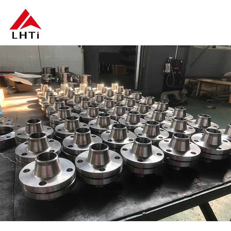 Titanium Flanges Essential Components in the World of Biomedical Engineering | Titanium Flanges Connecting Bone
