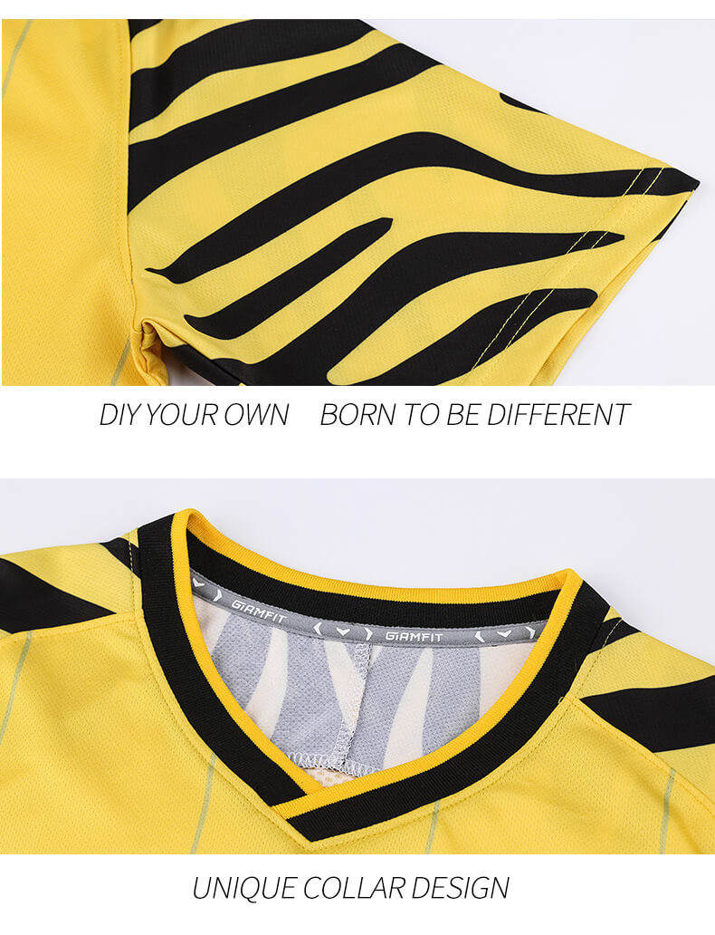 Football Custom Soccer Jerseys Multiple Size Refreshing Sweat Absorption Surface