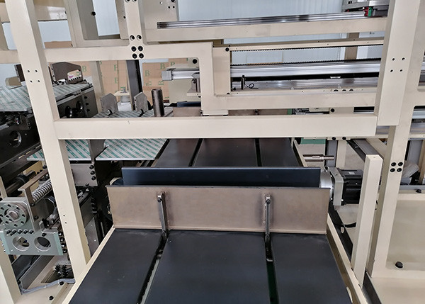 Baby / Adult Diaper Wrapping Machine , High Accuracy Nappies Packaging Machine