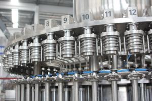 China ISO Certification Water Bottling Machine 3000-18000 Bottles / Hour PLC Control wholesale