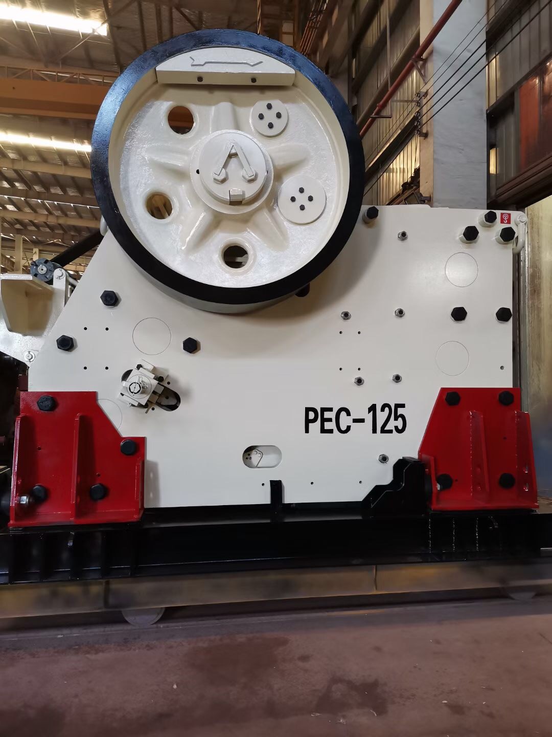 Hydraulic 220TPH Q235 Aggregate Rock Jaw Crusher 30t/H