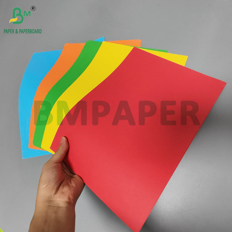 110gsm 150gsm Color Bristol Paper For DIY Crafts 700 x 1000mm Good Printability