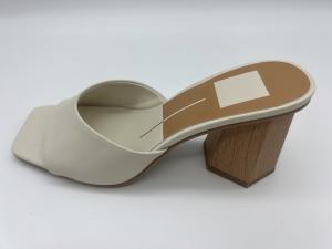 China One Strap Ladies Soft Leather Sandals Square Toe Womens Beige Heeled Sandals wholesale