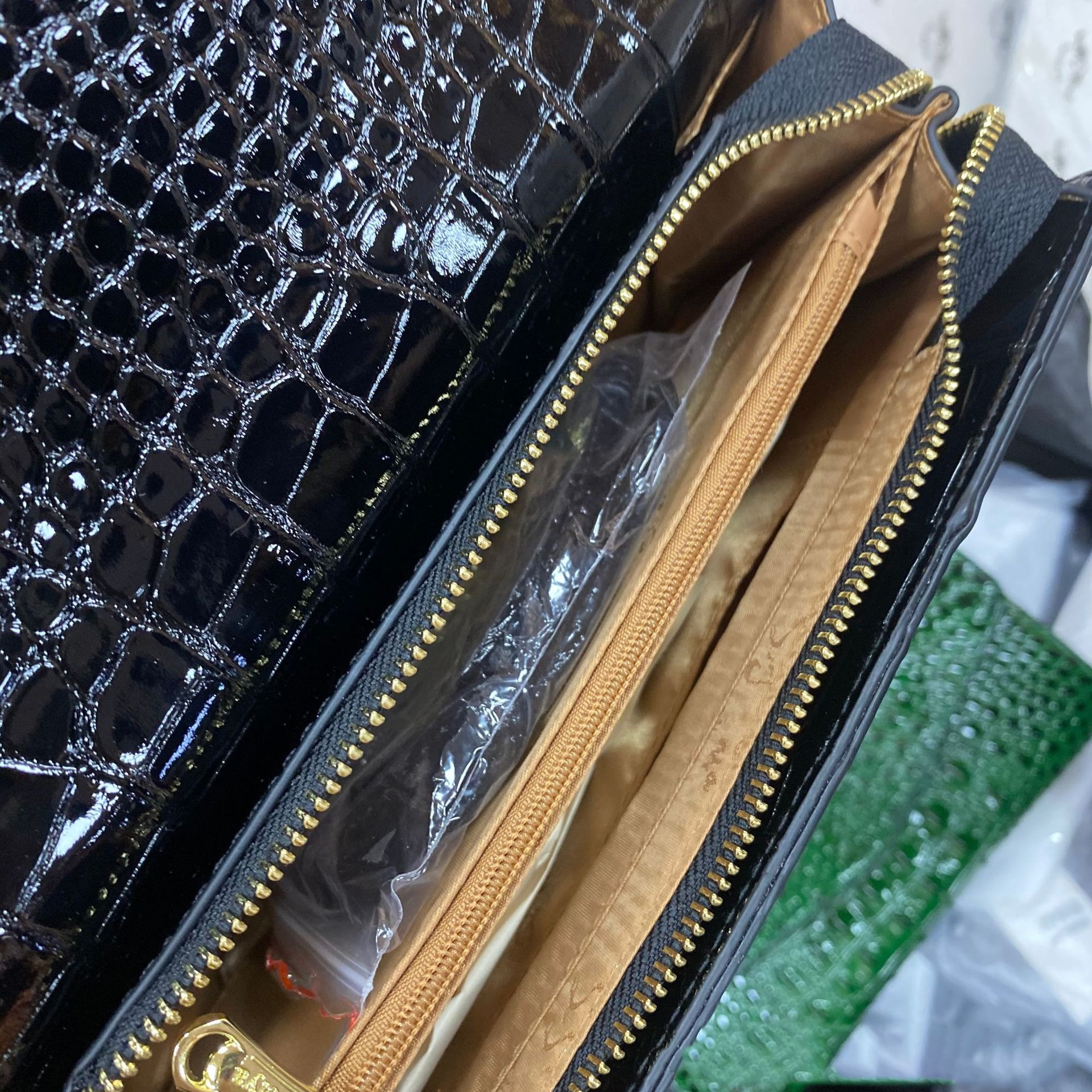 Luxury Satchels Classy Handbag for Bridal Wedding in Genuine Leather and Envelope