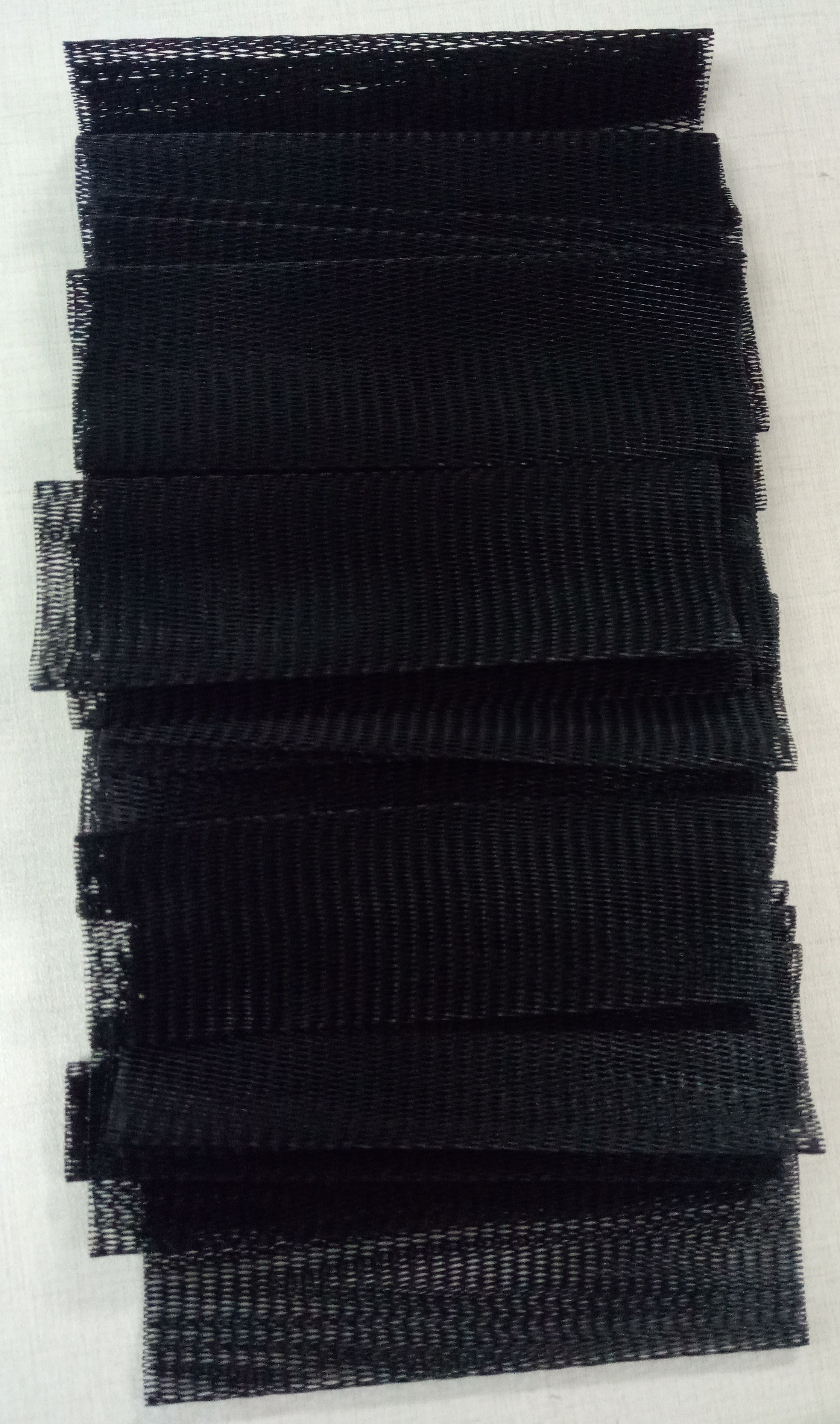 Wine Bottle Protective Mesh Netting , PE Expandable Mesh Bottle Sleeves Black Color