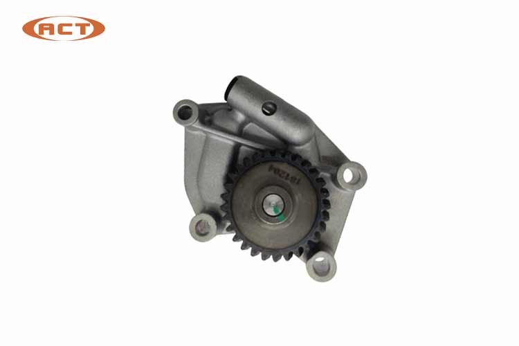 Engine Parts Oil Pump 4TNV106 4TNV106T 123900-32001 For Machinery